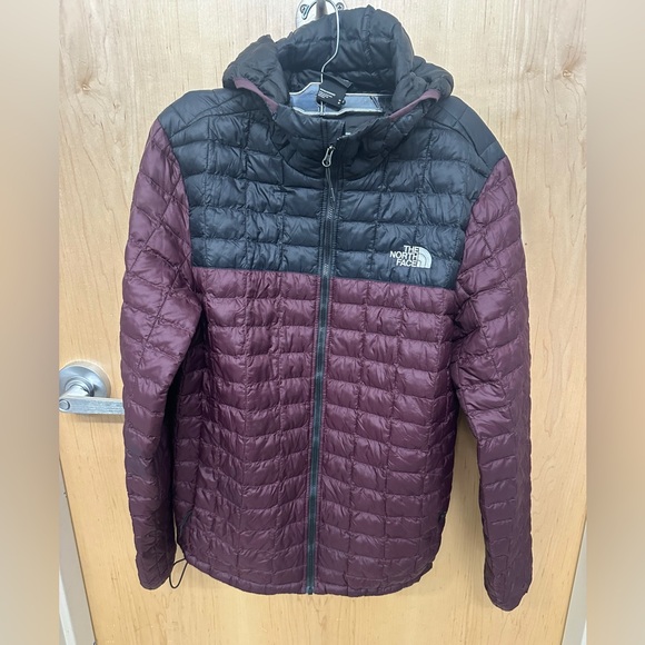 North face thermoball jacket black maroon medium m - Picture 1 of 3